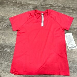 Lululemon swiftly tech short sleeve 2.0